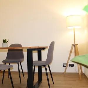 https://mediterranea-casa-vacanze.lecce-hotels.com