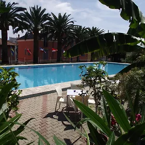 Lägenhetshotell Riviera Apartments, Pietra Ligure