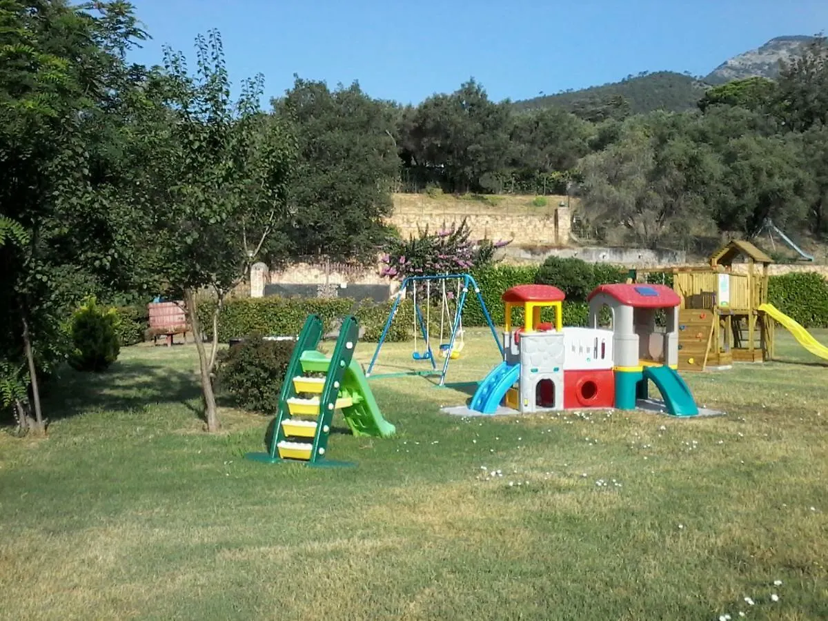 Agriturismo Peterpan Pietra Ligure 0*,  İtalya